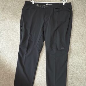 REI CO-OP Trailmade Stretch Pants Dark Gray Women's 20W  29" Inseam EUC